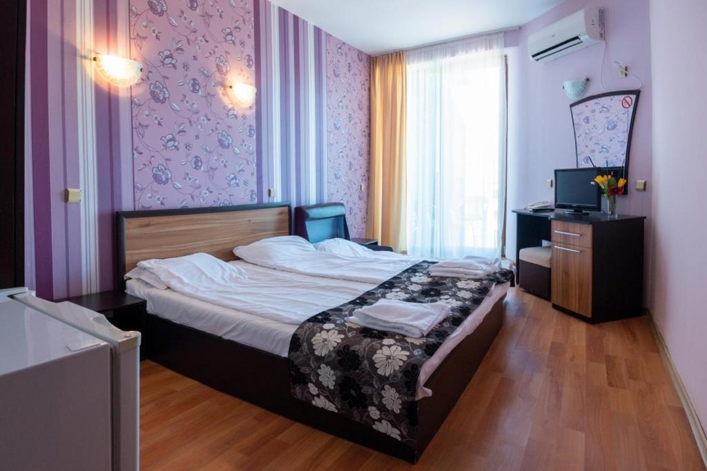 South Beach Hotel - New Management And Free Beach Access Tsarevo Buitenkant foto