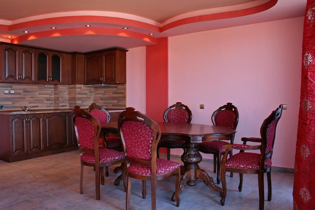 South Beach Hotel - New Management And Free Beach Access Tsarevo Buitenkant foto