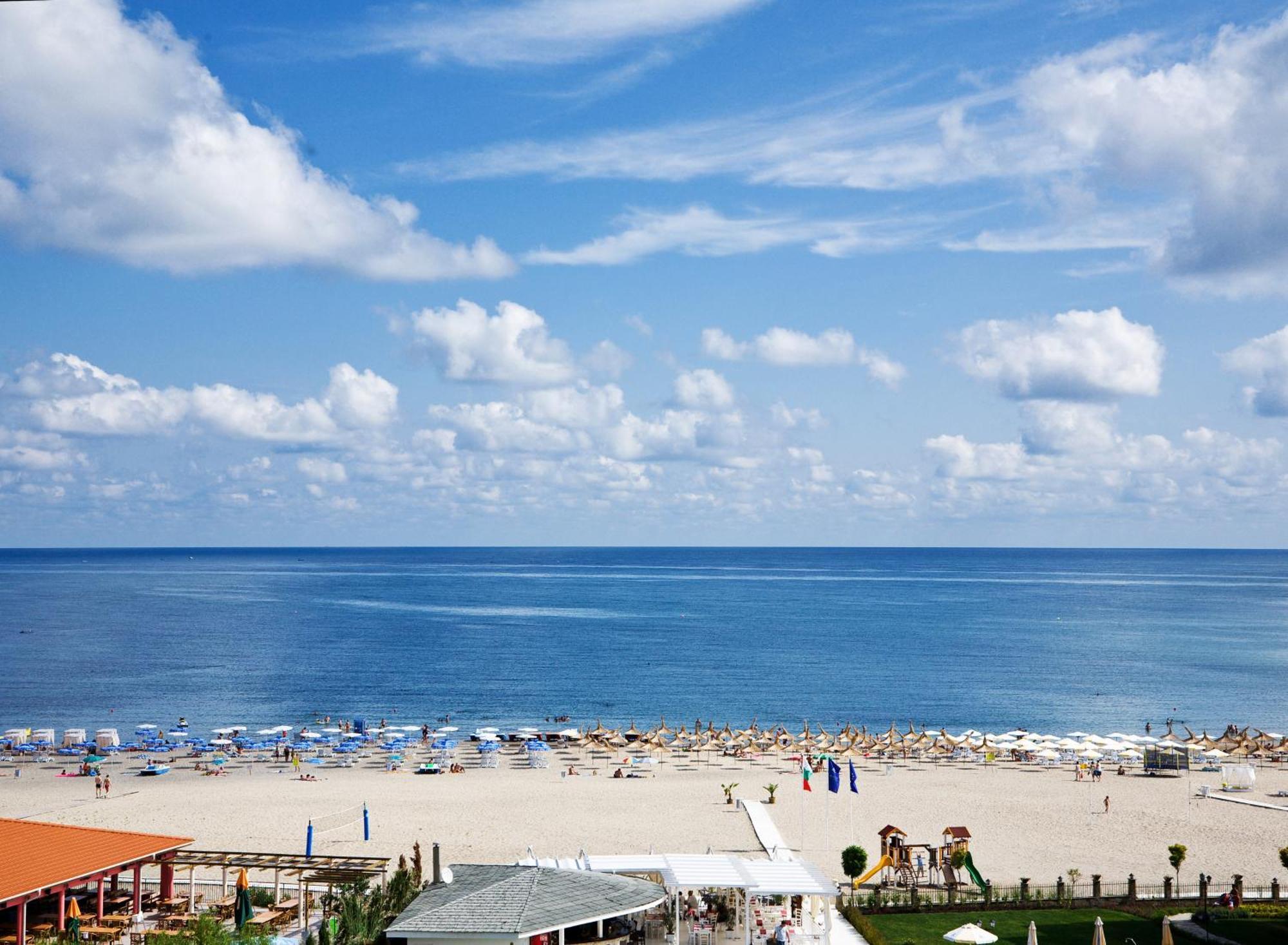 South Beach Hotel - New Management And Free Beach Access Tsarevo Buitenkant foto